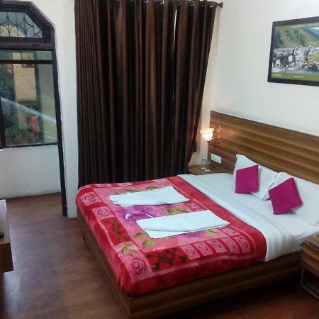 Vijay Palace Hostel Dharamshala Exterior foto