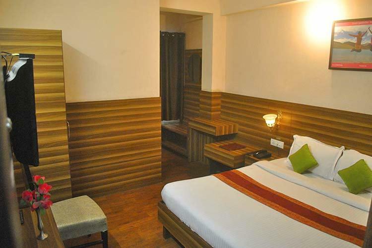 Vijay Palace Hostel Dharamshala Exterior foto